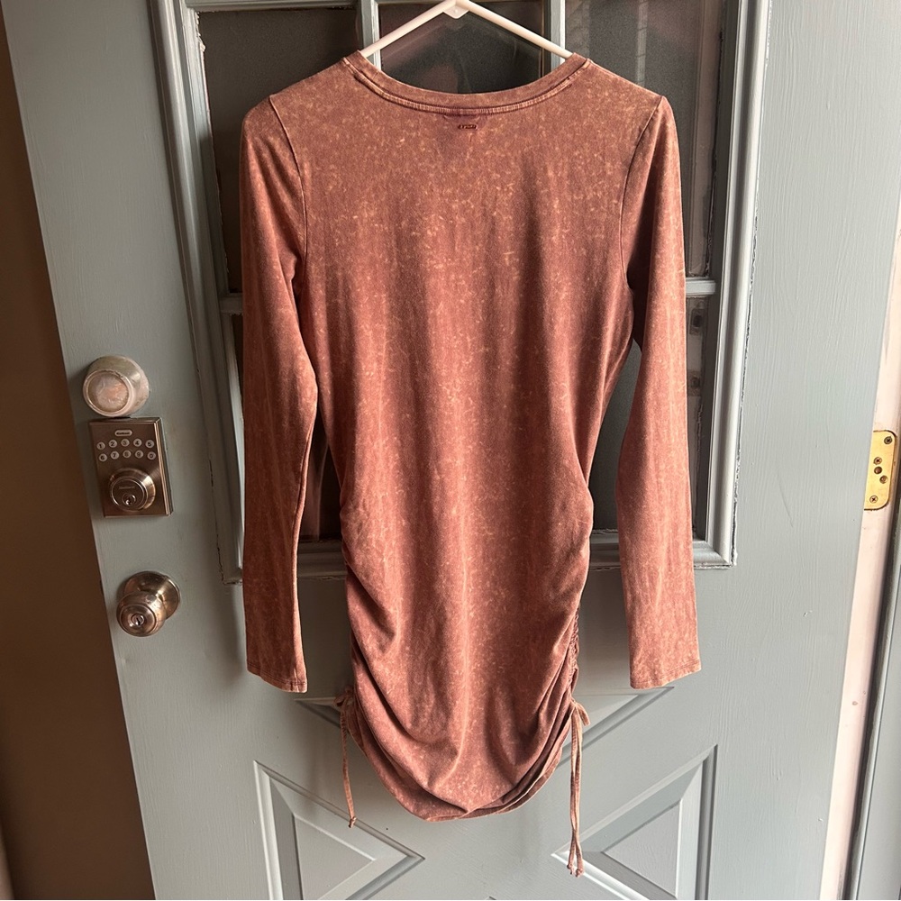 Victoria’s Secret PINK Bodycon Long Sleeve Dress Ruched Side Crew Neck Brown M - Picture 4 of 11